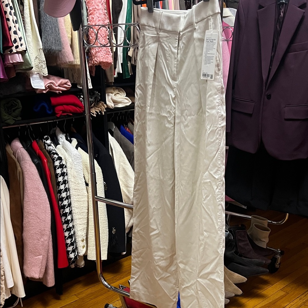 lululemon athletica White Trousers